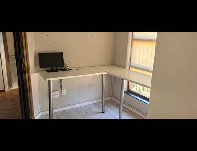 3 BEDROOM HOUSE FOR SALE IN MORGENSTER HEIGHTS